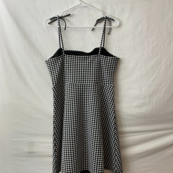 H&M Divided Black And White Checkered Spaghetti  Strap Fit and Flare Dress L New - Picture 2 of 7